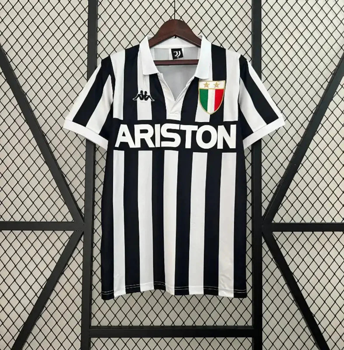 JUVENTUS TURIN 1984-85 CLASSIC SHIRT